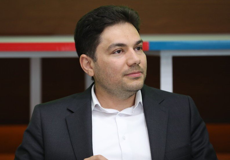  به مناسبت روز ملی فناوری اطلاعات/ از انسان، برای انسان